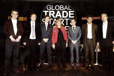 080220-global-trade-forum-02