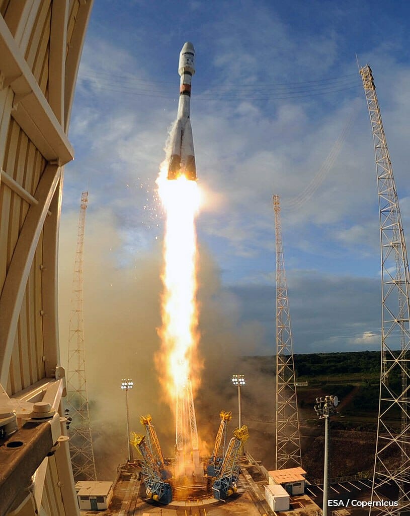 Sentinel-1B lift off