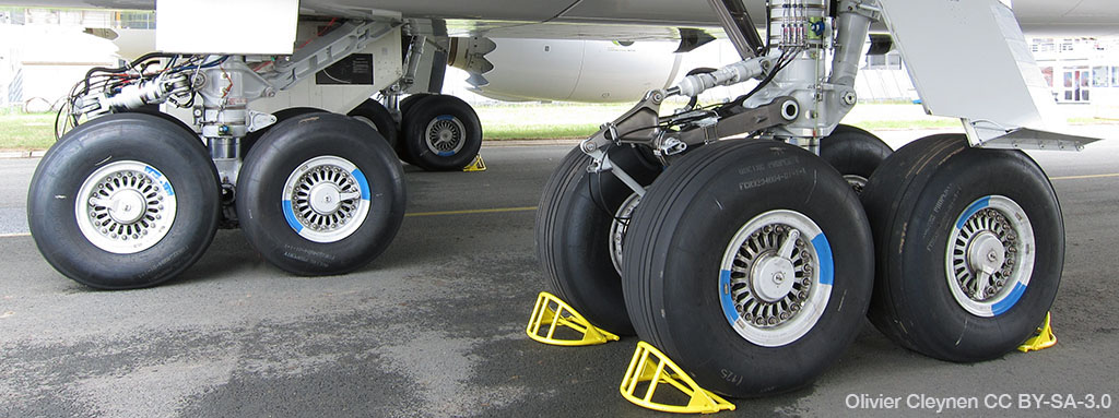 Header for landing gear infographic page
