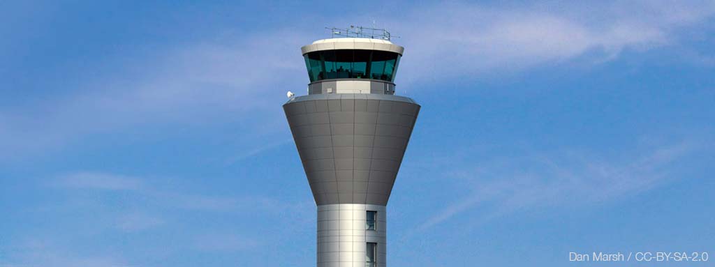 Torre de control de tráfico aéreo